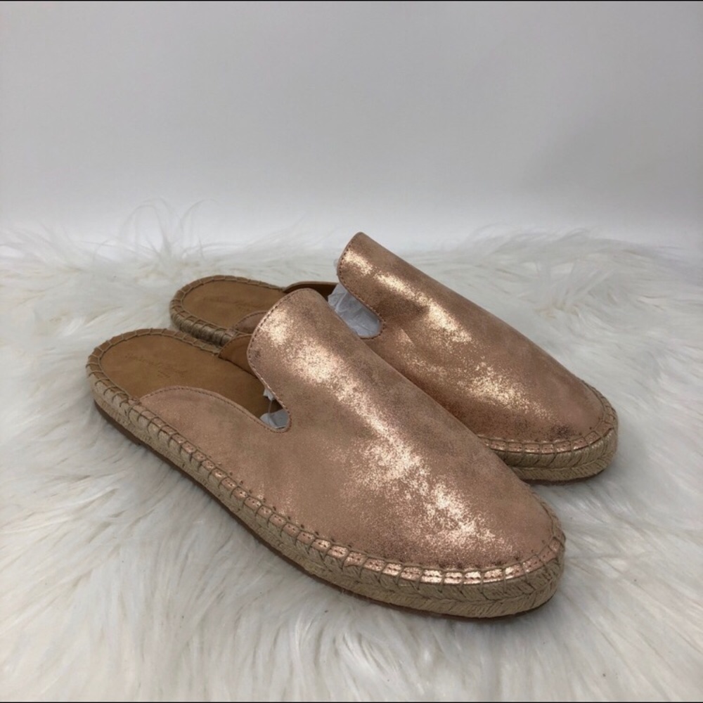 Universal Thread Clara rose gold mules
